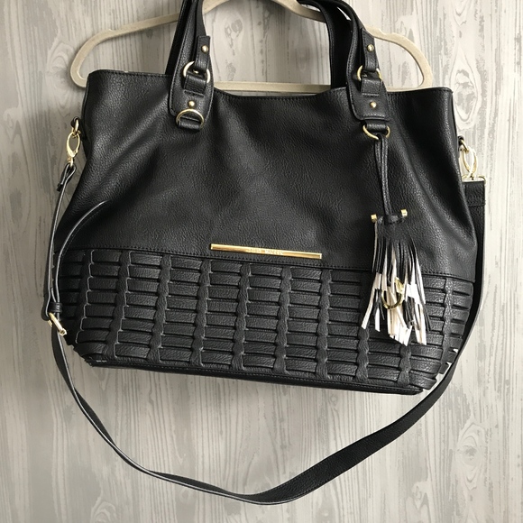 Steve Madden Handbags - Steve Madden Leather woven purse